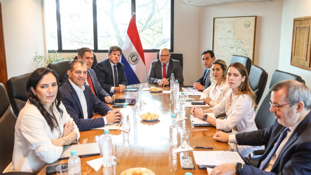 Gremios empresariales alertan sobre impacto del dólar y piden reunión con el Equipo Económico Gremios empresariales alertan sobre impacto del dólar y piden reunión con el Equipo Económico