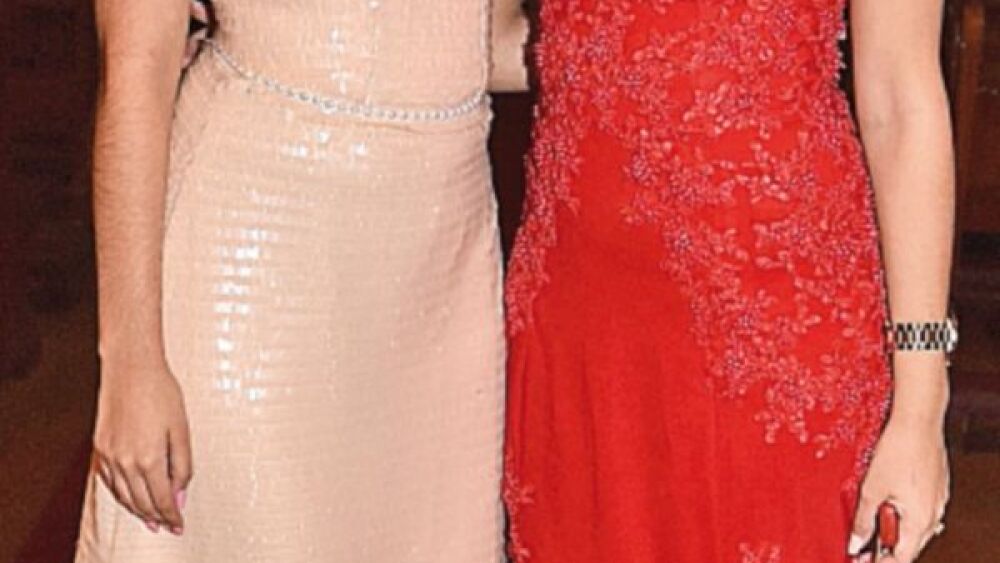 Ivanna y Violeta Vargas.