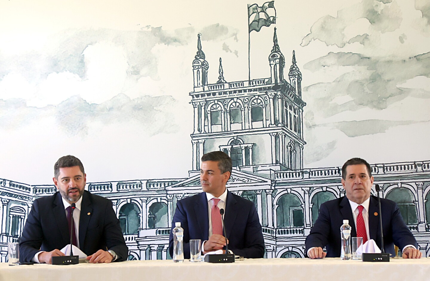 reunión con Peña y diputados colorados