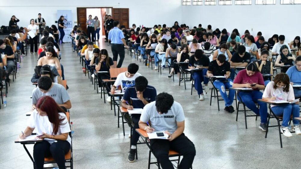 Examen para Becas del Gobierno será el 31 de enero Examen para Becas del Gobierno será el 31 de enero