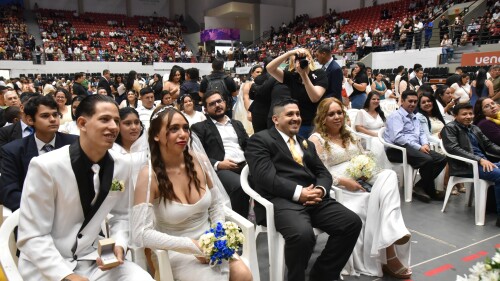Más de 600 parejas anotaron a favor del amor.jpg
