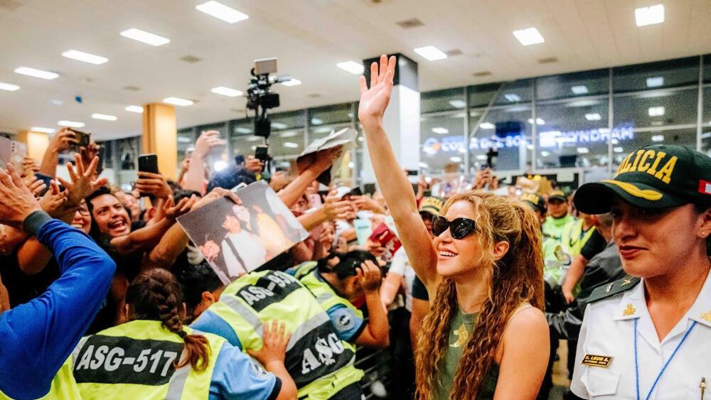 Shakira suspende su primer concierto en Lima tras ser hospitalizada por dolor abdominal