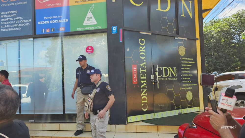 Allanamientos y detenidos en Alto Paraná en investigación por cibercrimen - Última Hora | Noticias de Paraguay y el mundo, las 24 horas. Noticias nacionales e internacionales, deportes, política. Noticias de último momento.