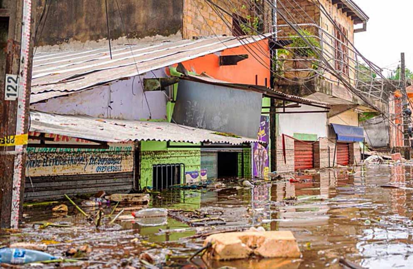 Arranca la limpieza en San Rafael luego de la bajante del río Paraná (2).jpg