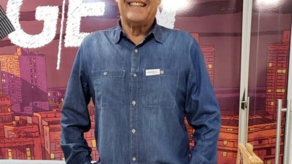 Julio González Cabello ya quiere que se habiliten los autocines.