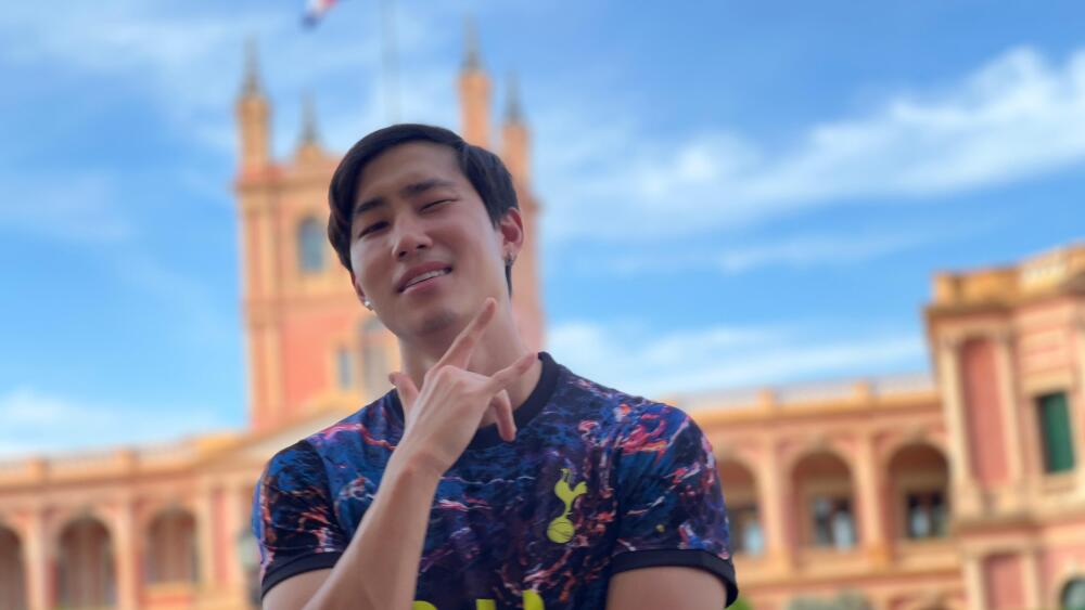 Jae Cho, cantante de K-pop y odontólogo..jpeg