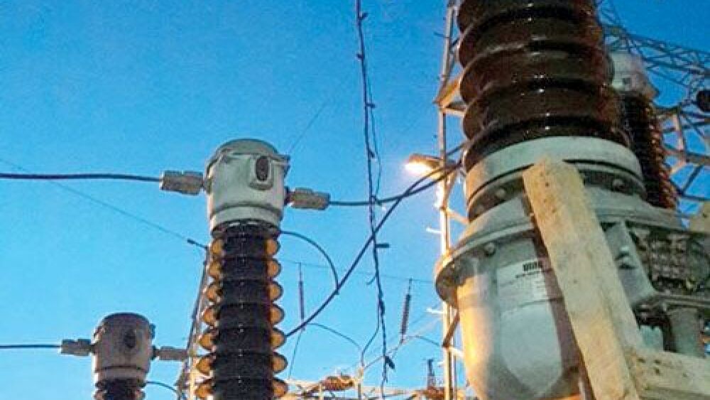 Destrucción.  Tiraron a línea de ANDE un pedazo de cable.