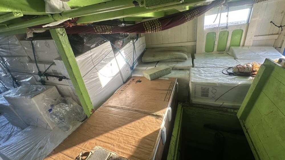 embarcación con cigarrillos de contrabando procedentes de Paraguay 03.jpeg