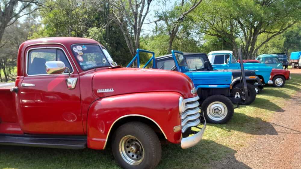 vehículos antiguos en Hohenau