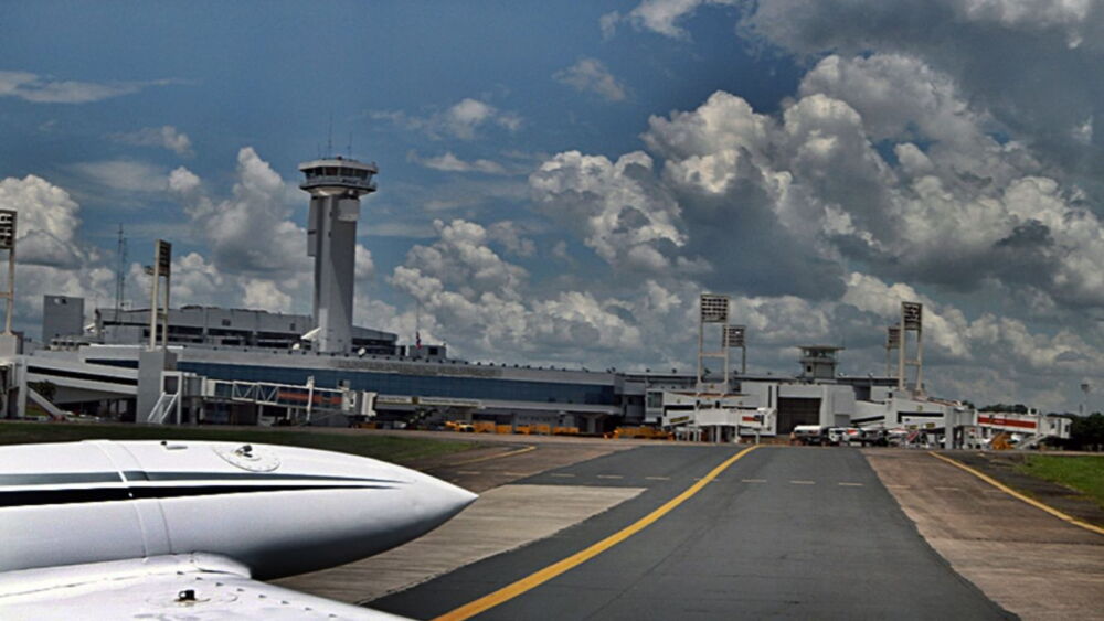 Silvio Pettirossi. Aeropuerto puede irse a otro lugar, dice ex ministro.