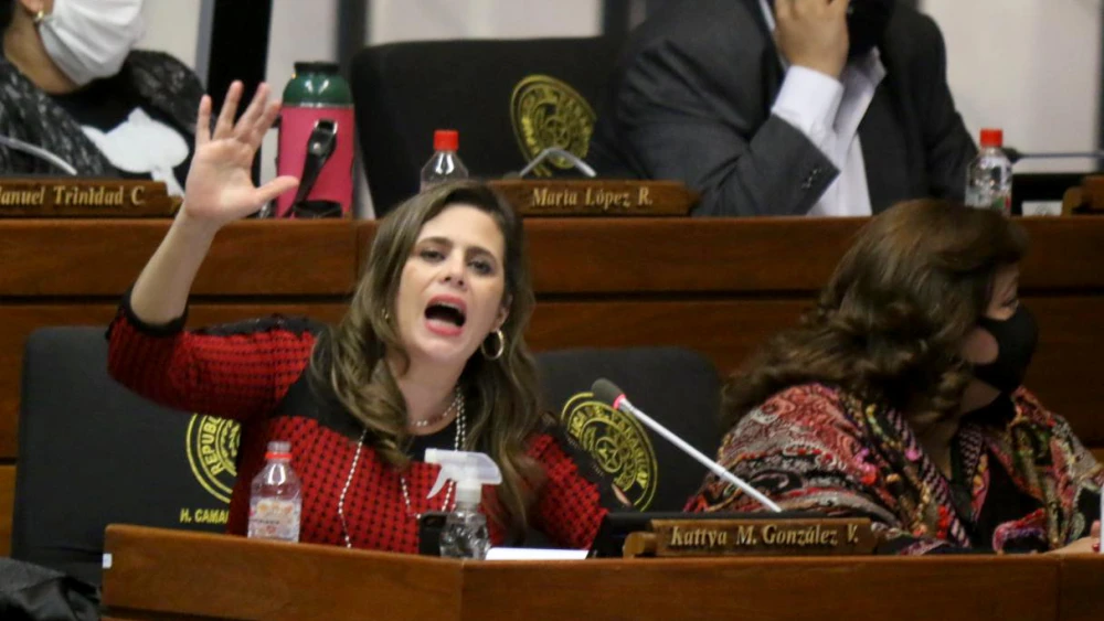 Pérdida de investidura se “desnaturaliza” y es un peligro al usar para apartar “rivales” Pérdida de investidura se “desnaturaliza” y es un peligro al usar para apartar “rivales”