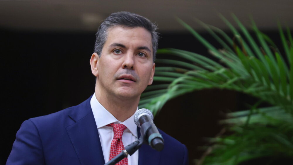 Santiago Peña en evento antidrogas.jpeg