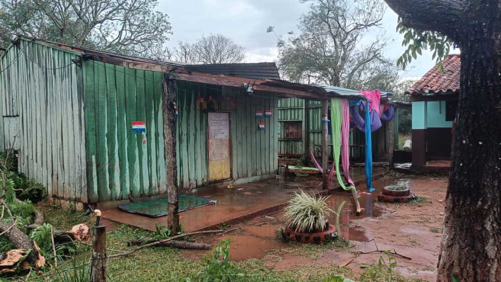 Escuela destechada en San Pedro.jpeg
