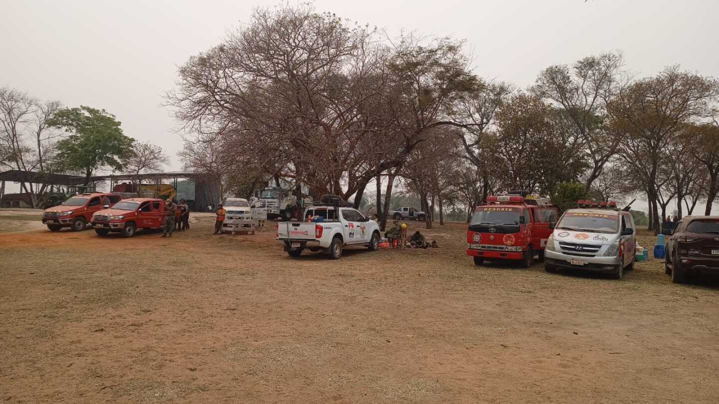 brigada de bomberos voluntarios, personal militar y otros.
