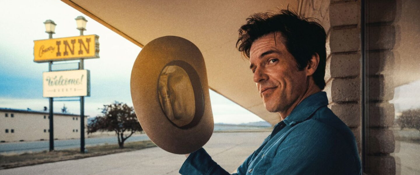 BRANDON_FLOWERS_2026_ChrisPhelps-1392x884.jpg