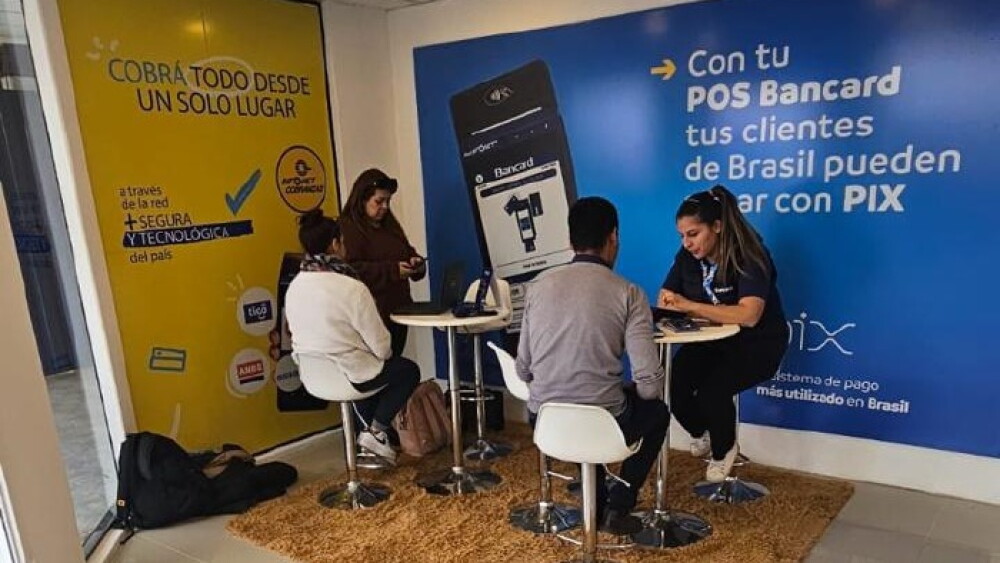 Banca Rdf Bancard marca presencia en Expo - Última Hora | Noticias de Paraguay y ...
