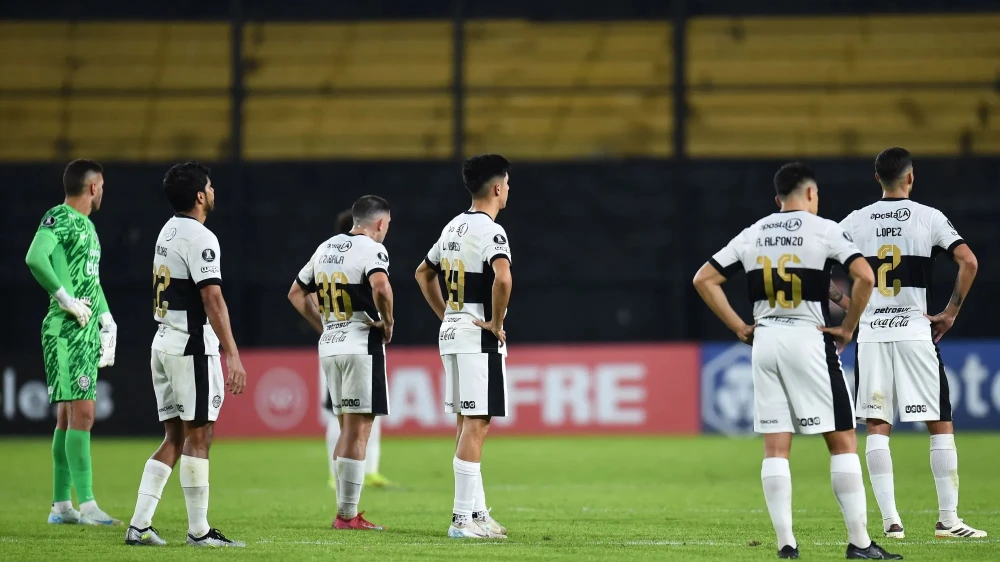 equipo olimpia decepcion peñarol.jpg
