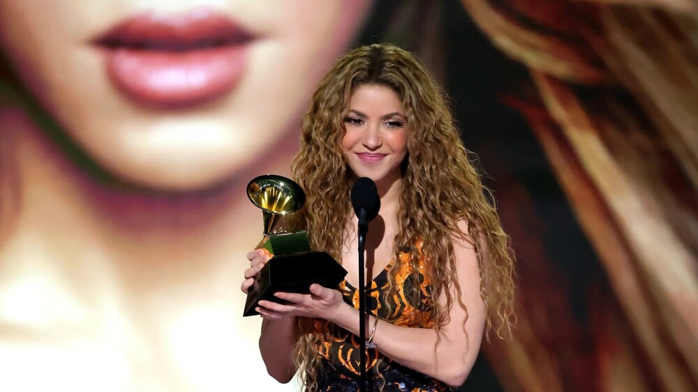 GRAMMY OKI.jpg
