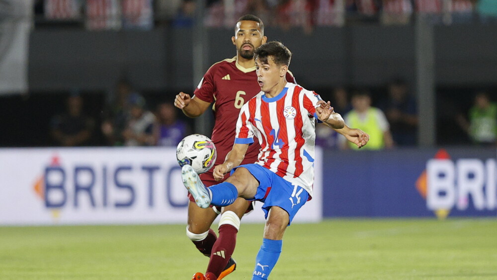 Andrés Cubas deleita a Paraguay con su “garra guaraní” 1 Andrés Cubas resalta "el carácter" de la Albirroja para poder remontar - D10 | Noticias del deporte de Paraguay y el mundo, las 24 horas.