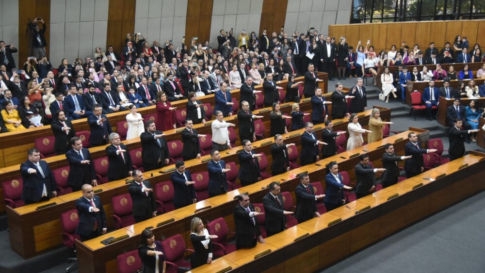 juramento senadores.jpg