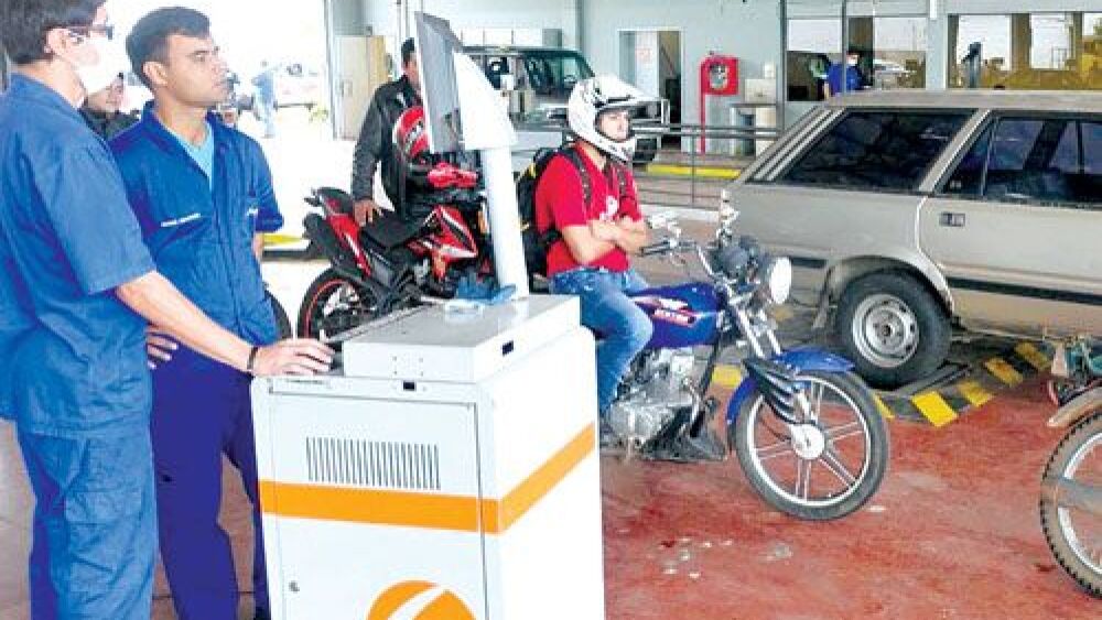 Bajo lupa. Algunos ediles, como Daniel Centurión, maduran actualmente la idea de anular el contrato con la firma Ivesur.