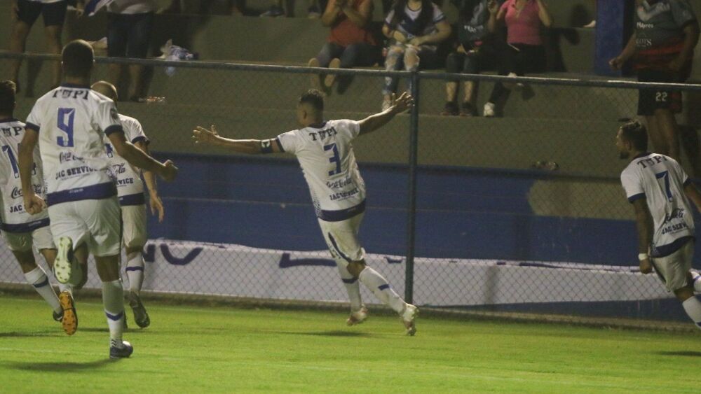 Jorge Cáceres.jpg