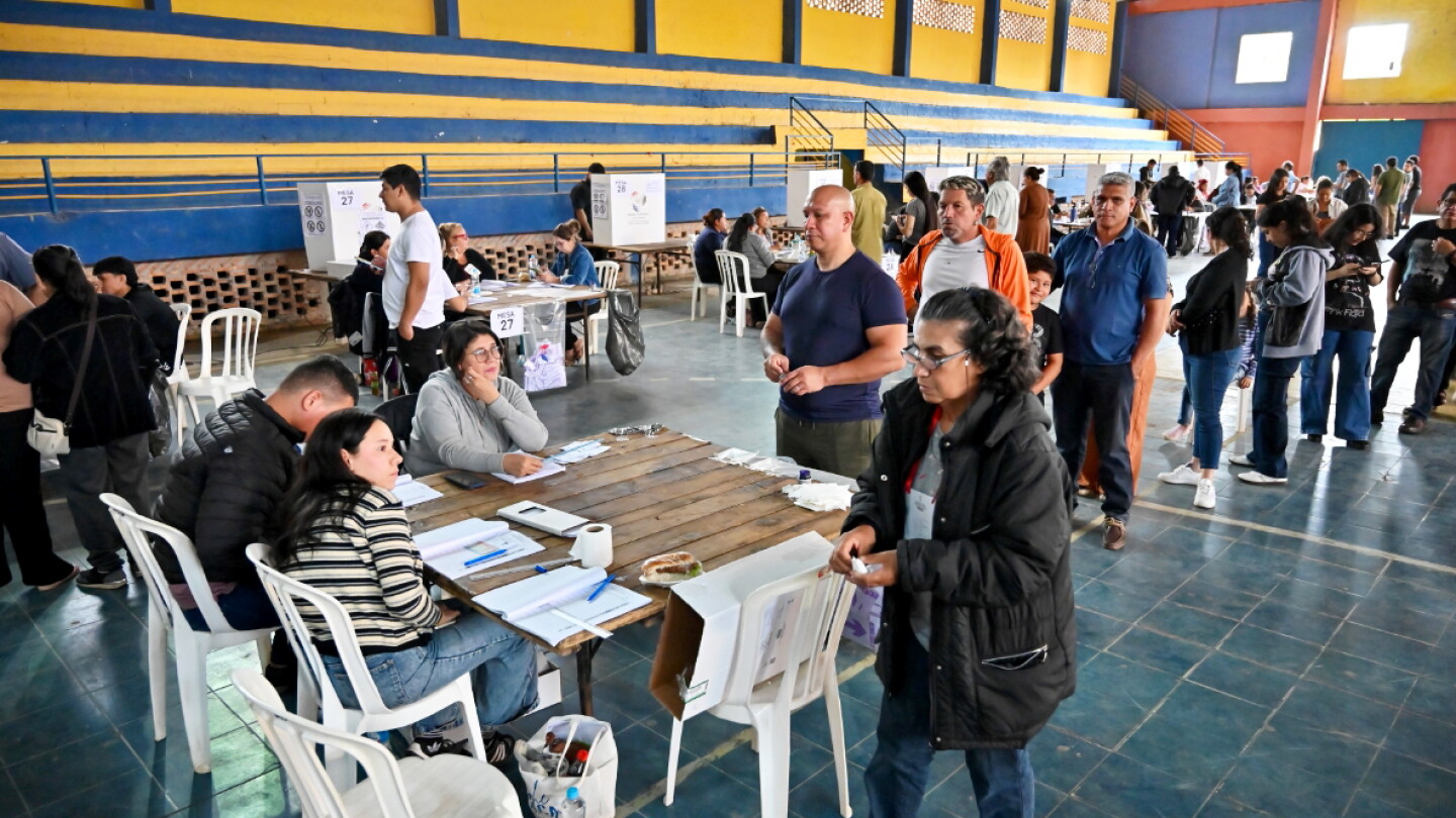 Central reelige a 6 colorados y 4 liberales en municipales