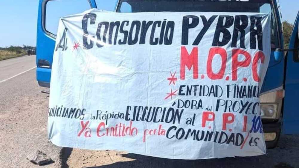 Protesta de Ayoreos en Carmelo Peralta.jpeg