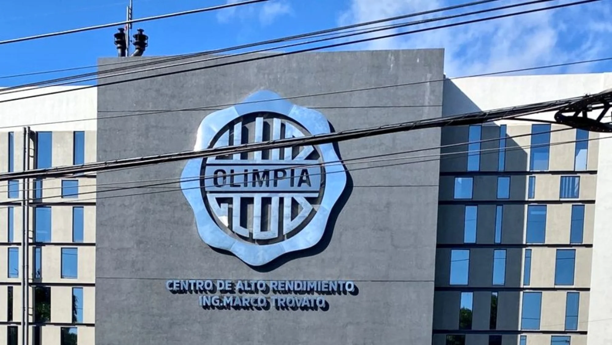 Fiscalía investiga al club Olimpia por registro de un inmueble que “no le pertenece” Fiscalía investiga al club Olimpia por registro de un inmueble que “no le pertenece”