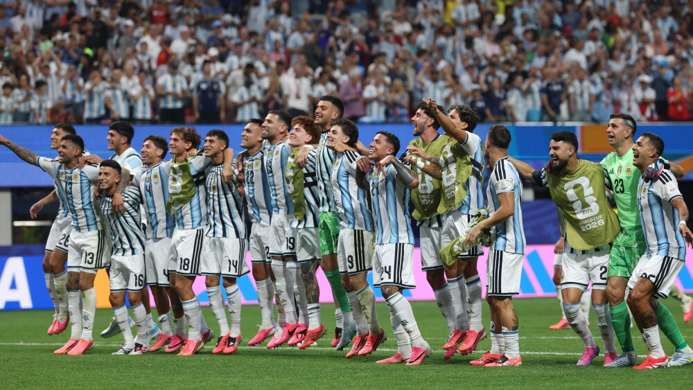 TOPSHOT-FBL-WC-2026-MATCH95-ARG-EGY