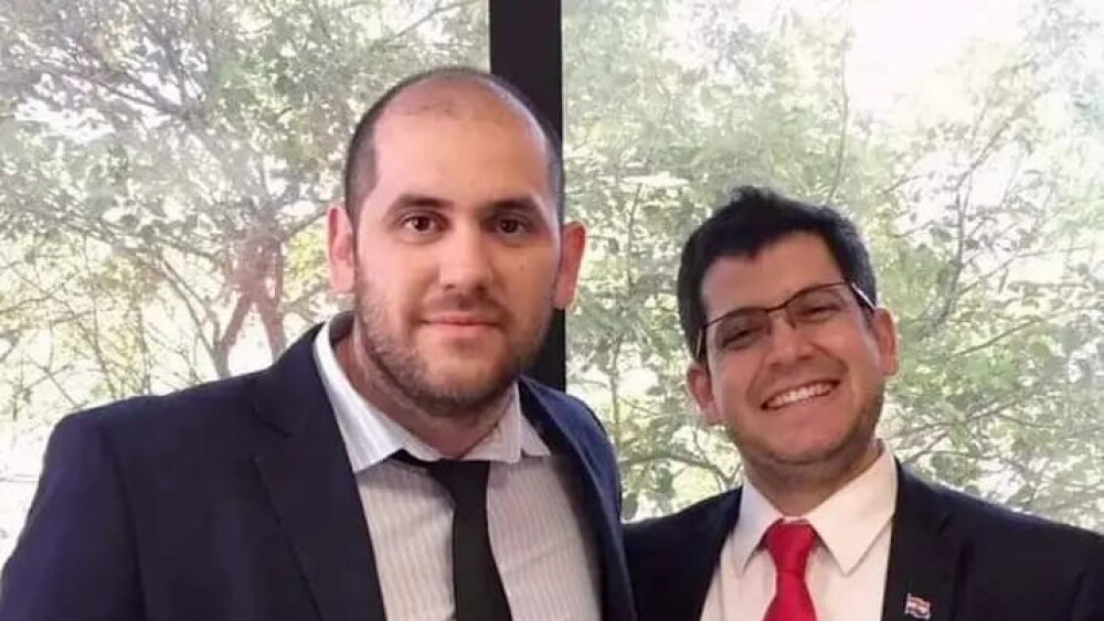 Latorre aprovechó para que su secretario, Germán Jovellanos, esté mucho mejor.jpg