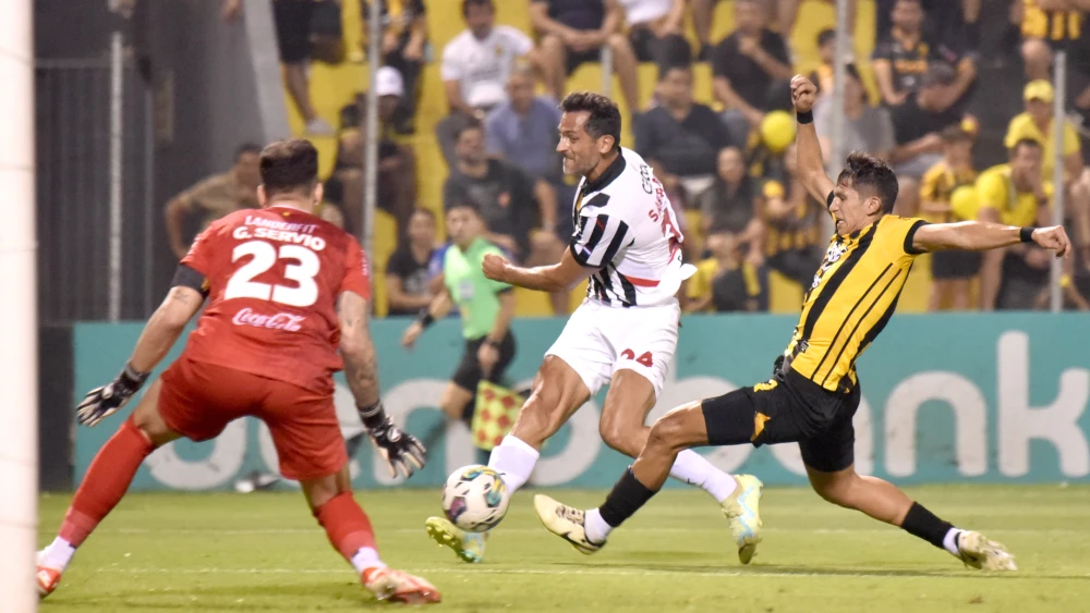 Guaraní y Libertad firman tablas en Dos Bocas Guaraní y Libertad firman tablas en Dos Bocas