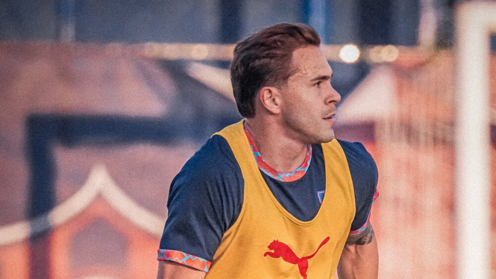 Robert Piris da Motta_62639932.jpg