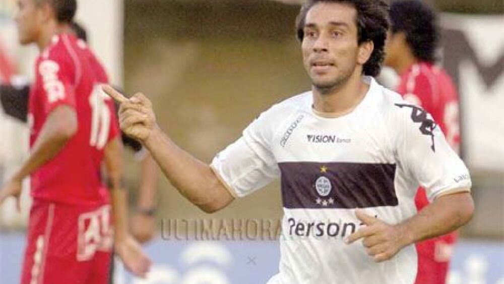 Nelson Cuevas archivo