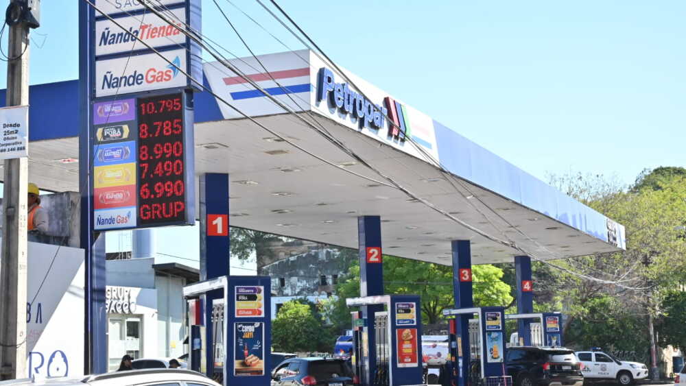 Petropar foto de Rodrigo Villamayor.jpeg
