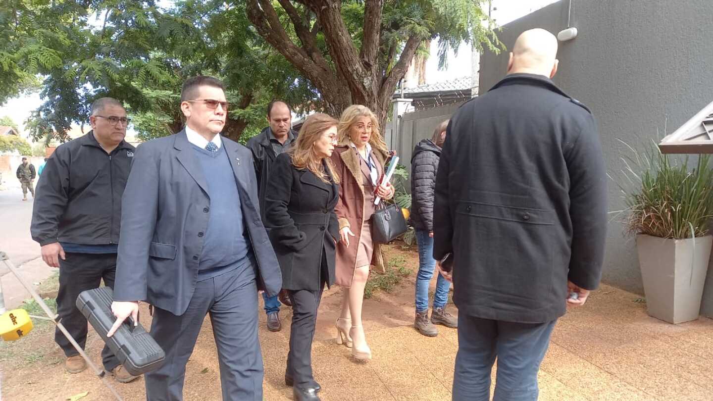 Inspección en casa de Lalo Gomes