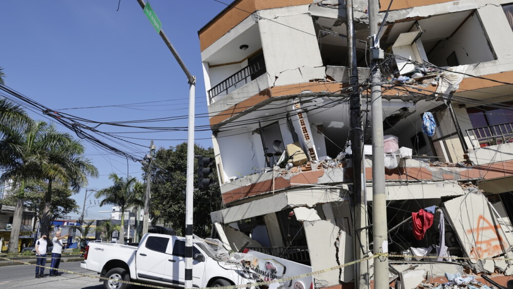 Sube a 169 el número de muertos y a 668 el de heridos por el terremoto en Colombia